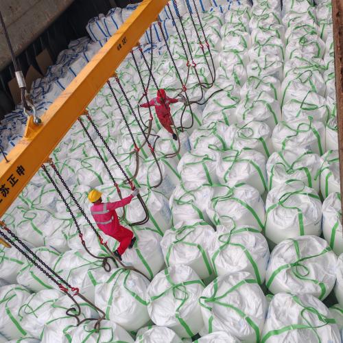 Shipping refined salts by bulk vessel